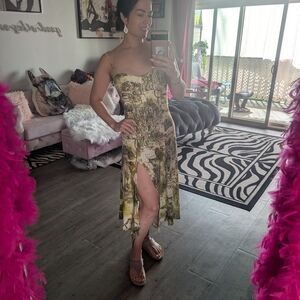 Zara Elegant Green Medium Summer Flowy Dress